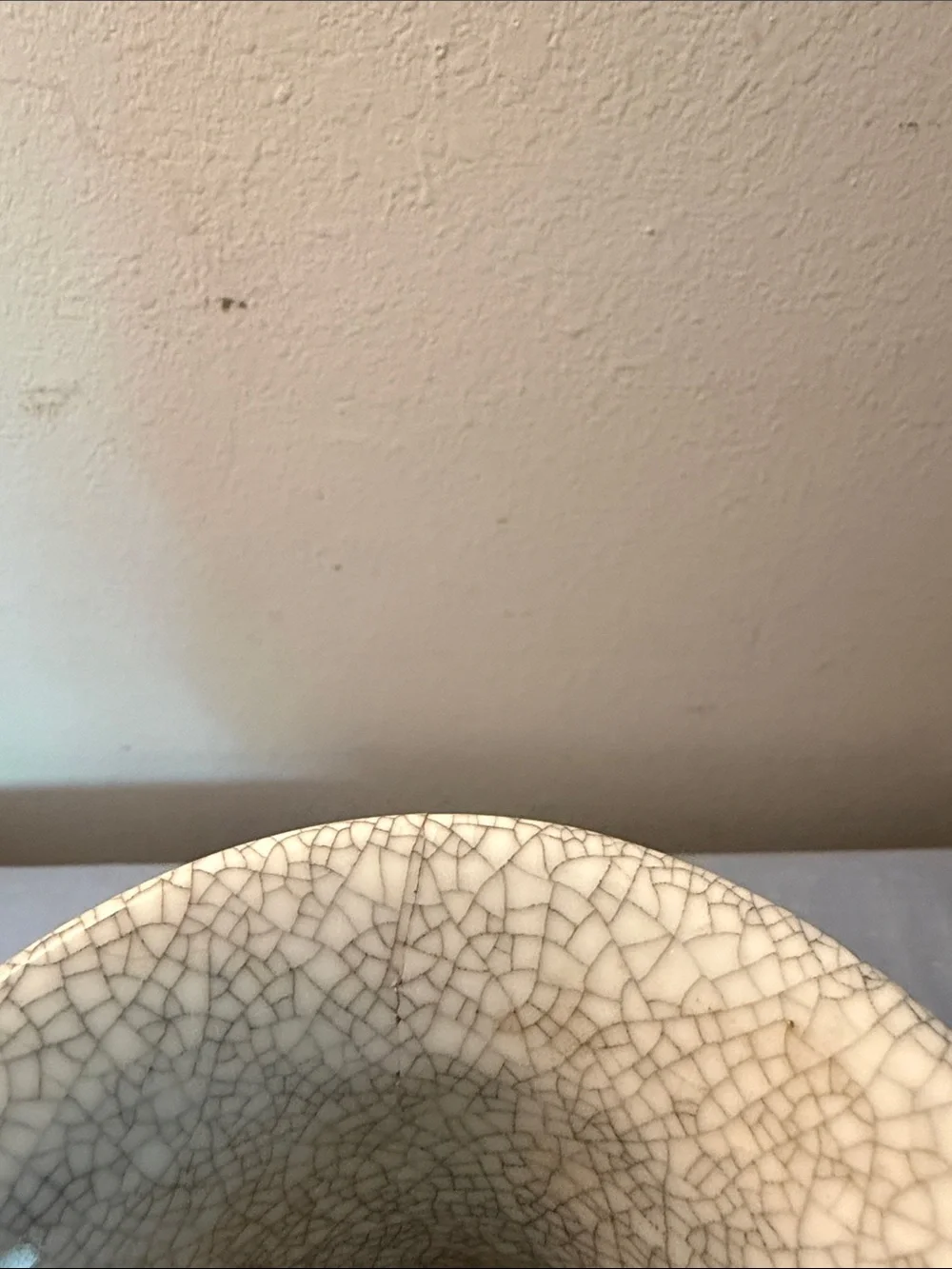 Avon Crackle Glaze Ceramic Vase in Off-White